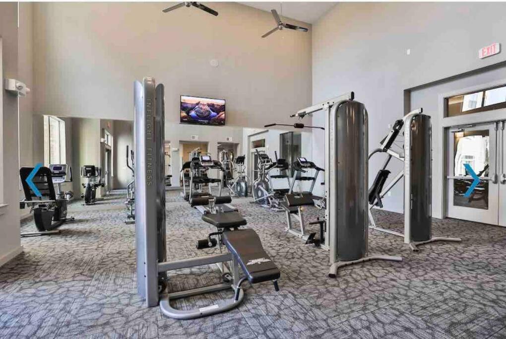 Charming Suite With Gym Near Nrg Medical Center هيوستن المظهر الخارجي الصورة