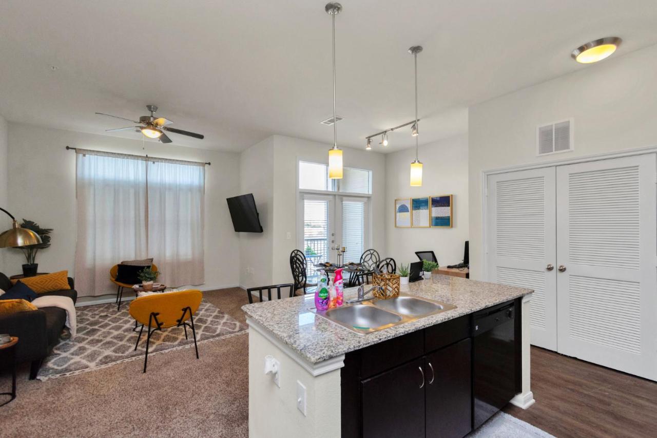 Charming Suite With Gym Near Nrg Medical Center هيوستن المظهر الخارجي الصورة